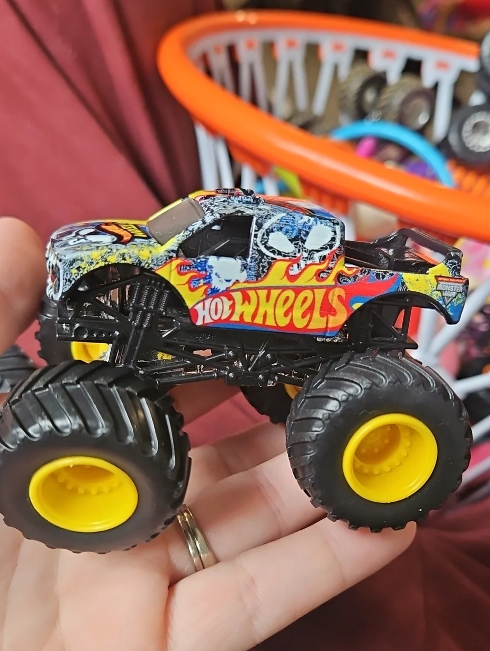 (10) Hot Wheels/monster Jam Trucks